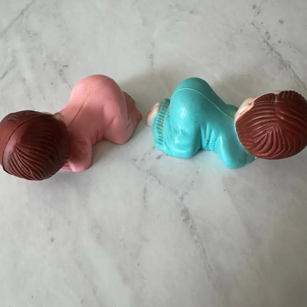 Unknown vintage plastic